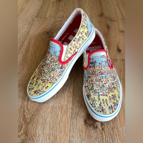 Vans X Wheres Waldo Classic Slip On Sneakers Shoes Womens Size 7.5 - Picture 4 of 9